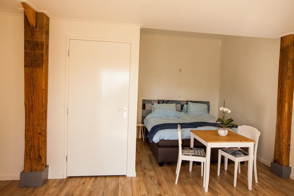 Bed And Breakfast Geertruidahoeve Геллендорн Номер фото